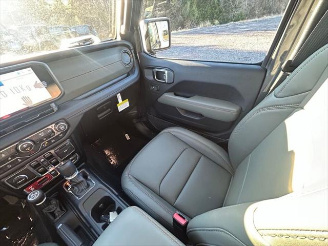 2026 Jeep Gladiator GLADIATOR MOJAVE X 4X4