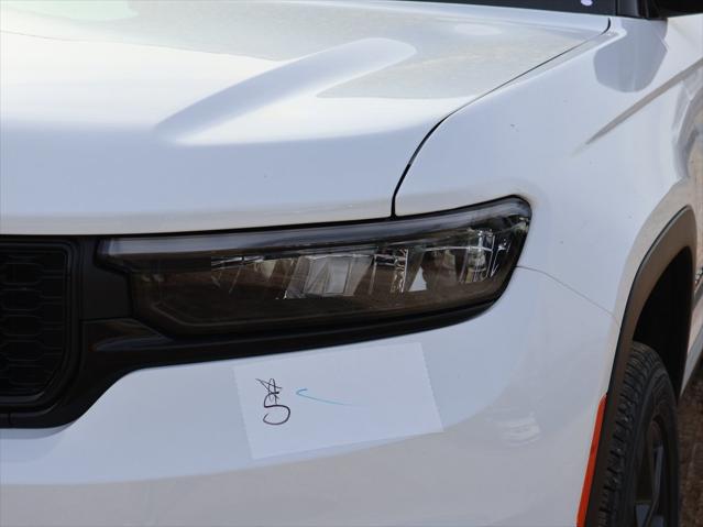 2025 Jeep Grand Cherokee GRAND CHEROKEE L LIMITED 4X4 2025 Jeep Grand Cherokee GRAND CHEROKEE L LIMITED 4X4