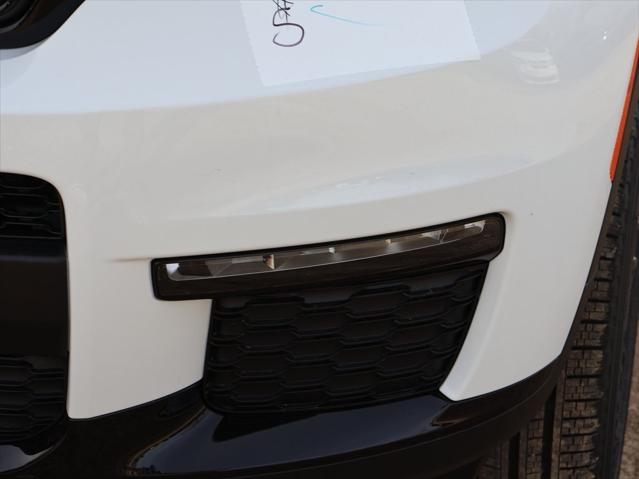 2025 Jeep Grand Cherokee GRAND CHEROKEE L LIMITED 4X4 2025 Jeep Grand Cherokee GRAND CHEROKEE L LIMITED 4X4