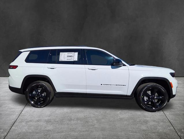 2025 Jeep Grand Cherokee GRAND CHEROKEE L ALTITUDE X 4X4