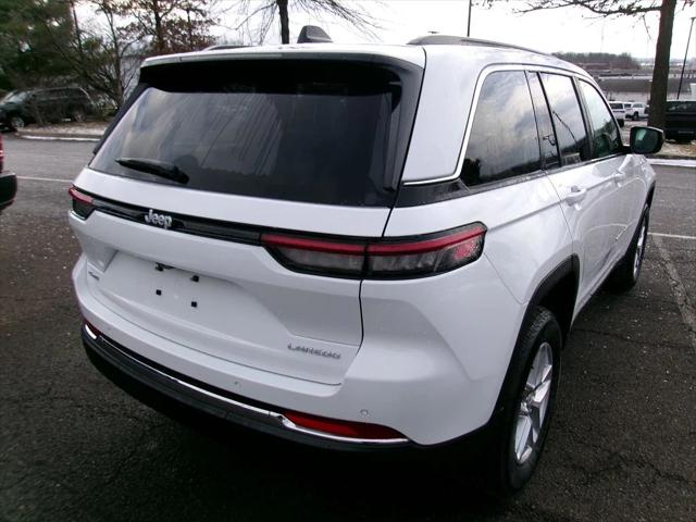 2025 Jeep Grand Cherokee GRAND CHEROKEE LAREDO X 4X4
