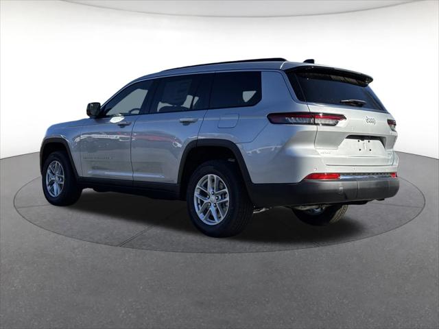 2025 Jeep Grand Cherokee GRAND CHEROKEE L LAREDO X 4X4