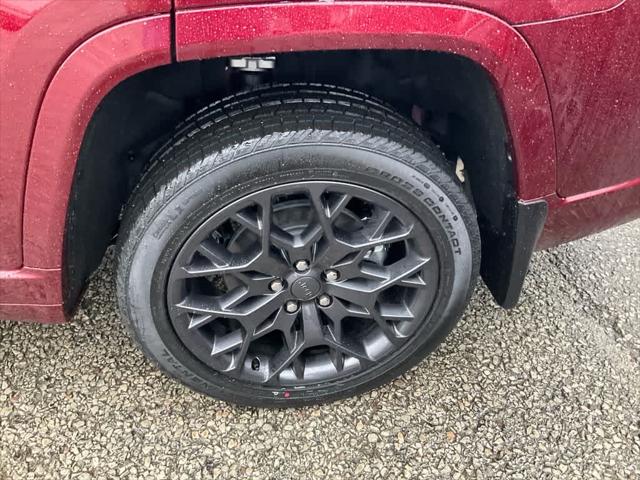 2025 Jeep Grand Cherokee Summit 4x4