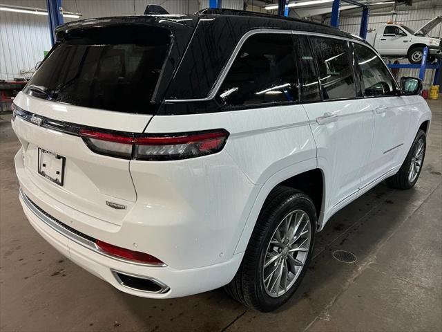2025 Jeep Grand Cherokee GRAND CHEROKEE SUMMIT 4X4