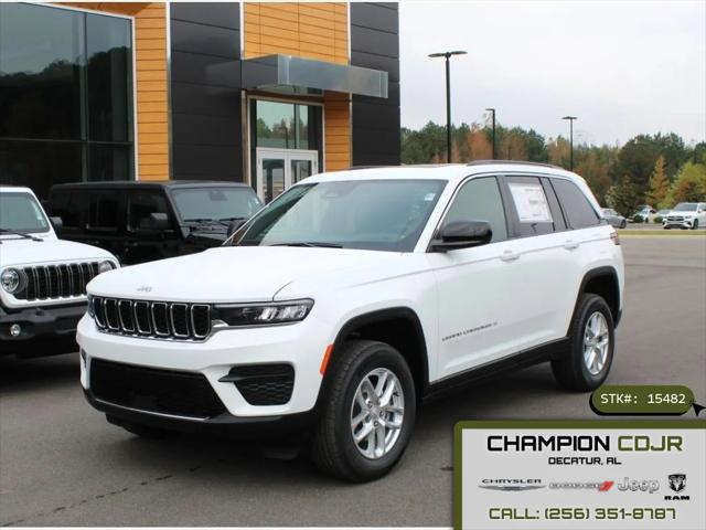 2025 Jeep Grand Cherokee GRAND CHEROKEE LAREDO X 4X4