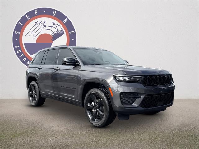 2025 Jeep Grand Cherokee GRAND CHEROKEE ALTITUDE X 4X2