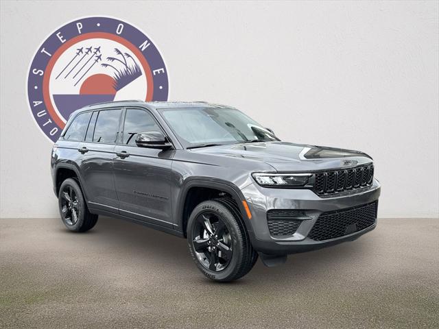 2025 Jeep Grand Cherokee GRAND CHEROKEE ALTITUDE X 4X2
