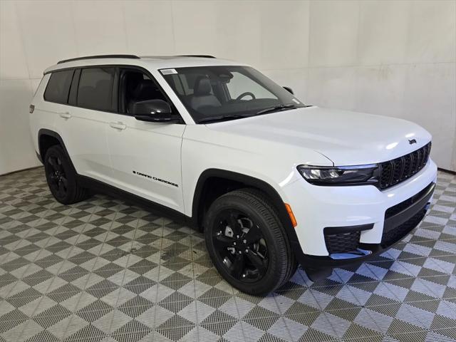 2025 Jeep Grand Cherokee GRAND CHEROKEE L ALTITUDE X 4X2