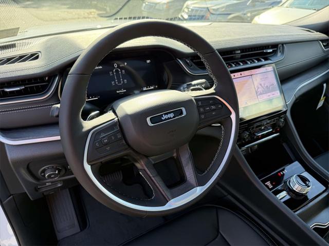 2025 Jeep Grand Cherokee GRAND CHEROKEE L LIMITED 4X4 2025 Jeep Grand Cherokee GRAND CHEROKEE L LIMITED 4X4