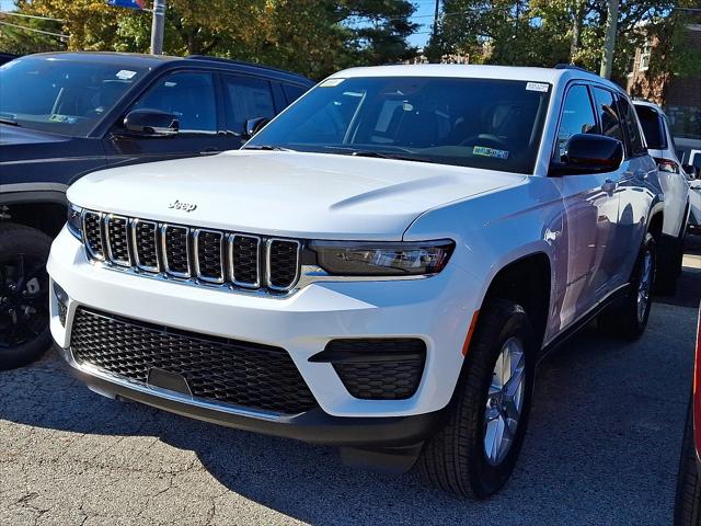 2025 Jeep Grand Cherokee GRAND CHEROKEE LAREDO X 4X4