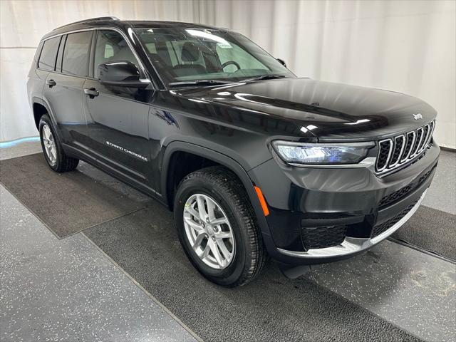 2025 Jeep Grand Cherokee GRAND CHEROKEE L LAREDO X 4X4