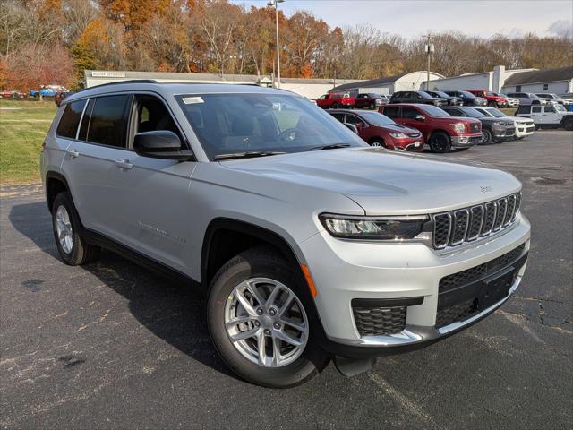 2025 Jeep Grand Cherokee GRAND CHEROKEE L LAREDO X 4X4