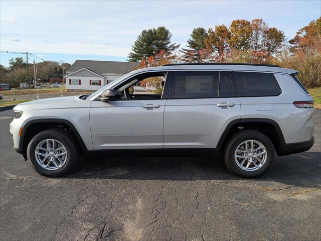 2025 Jeep Grand Cherokee Laredo X 4x4