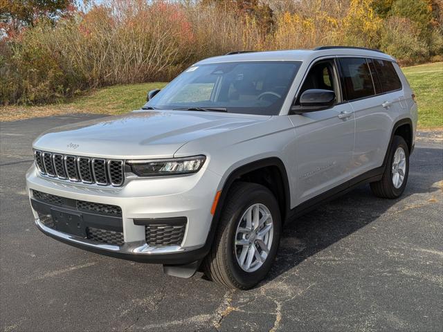 2025 Jeep Grand Cherokee Laredo X 4x4