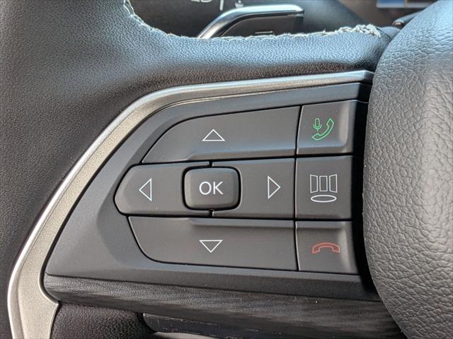 2025 Jeep Grand Cherokee Laredo X 4x4