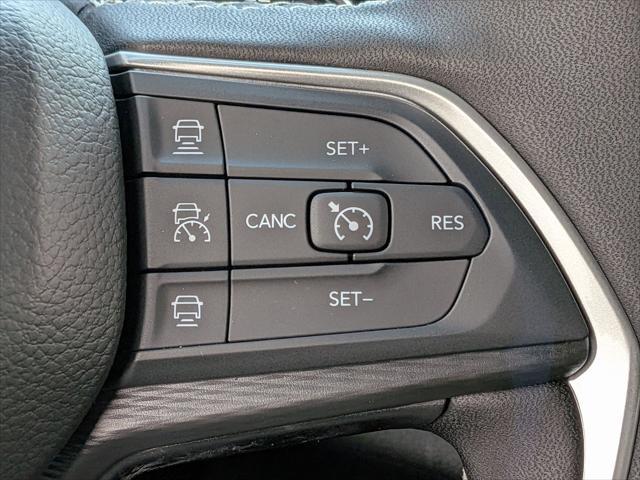 2025 Jeep Grand Cherokee Laredo X 4x4