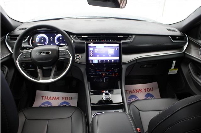 2025 Jeep Grand Cherokee GRAND CHEROKEE L LIMITED 4X2