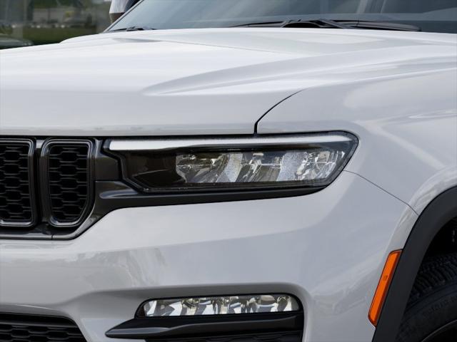 2025 Jeep Grand Cherokee Limited 4x2