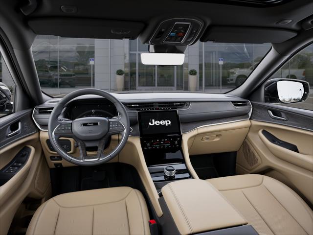 2025 Jeep Grand Cherokee Limited 4x2