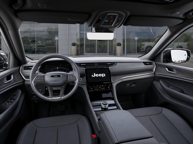 2025 Jeep Grand Cherokee Limited 4x2