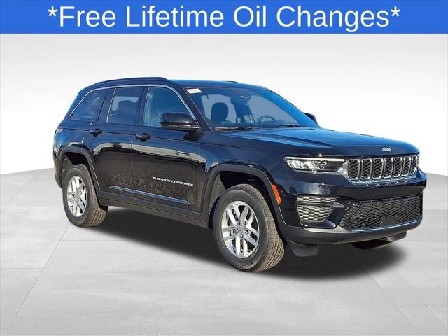 2025 Jeep Grand Cherokee GRAND CHEROKEE LAREDO X 4X4