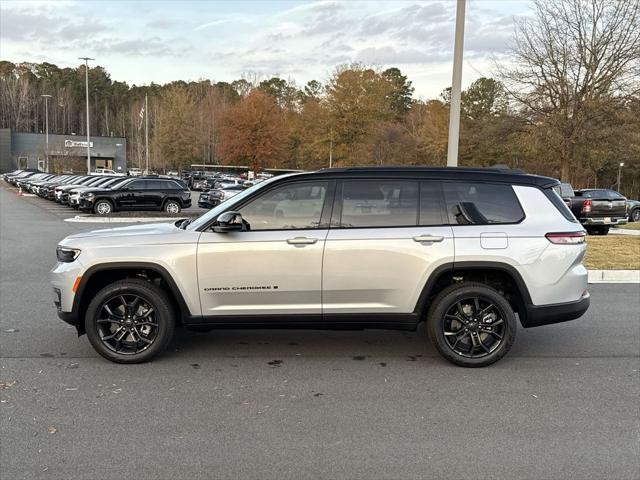 2025 Jeep Grand Cherokee GRAND CHEROKEE L LIMITED 4X4