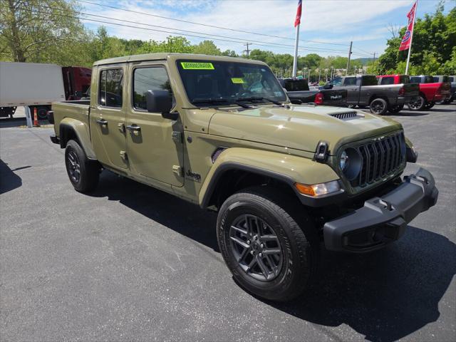 2026 Jeep Gladiator GLADIATOR SPORT S 4X4 2026 Jeep Gladiator GLADIATOR SPORT S 4X4
