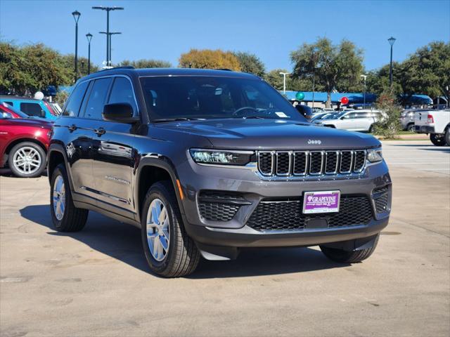 2025 Jeep Grand Cherokee GRAND CHEROKEE LAREDO X 4X2