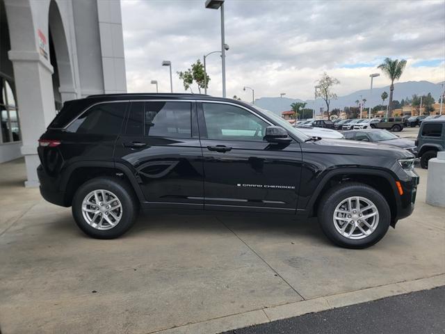 2025 Jeep Grand Cherokee GRAND CHEROKEE LAREDO X 4X2