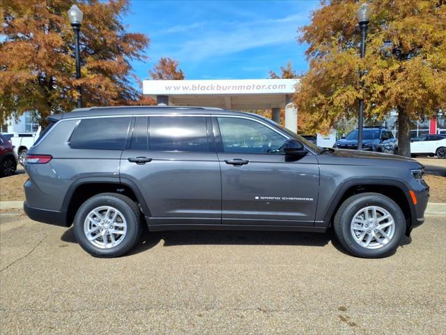 2025 Jeep Grand Cherokee GRAND CHEROKEE L LAREDO X 4X2