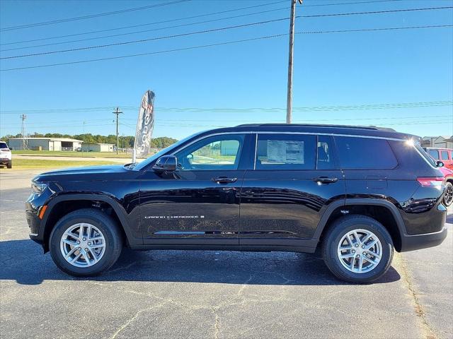 2025 Jeep Grand Cherokee GRAND CHEROKEE L LAREDO X 4X4