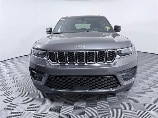2025 Jeep Grand Cherokee GRAND CHEROKEE LAREDO X 4X2