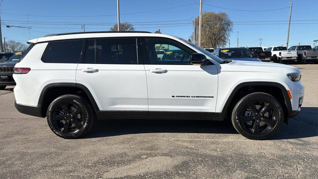 2025 Jeep Grand Cherokee GRAND CHEROKEE L ALTITUDE X 4X4 2025 Jeep Grand Cherokee GRAND CHEROKEE L ALTITUDE X 4X4