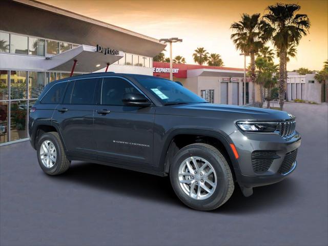 2025 Jeep Grand Cherokee GRAND CHEROKEE LAREDO X 4X2