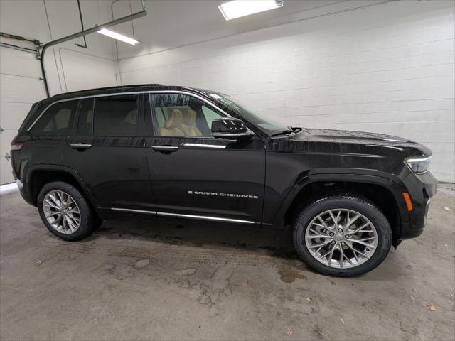 2025 Jeep Grand Cherokee GRAND CHEROKEE SUMMIT 4X4
