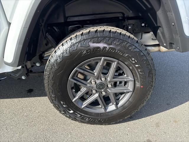 2026 Jeep Gladiator GLADIATOR SPORT S 4X4