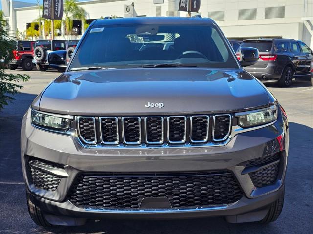 2025 Jeep Grand Cherokee GRAND CHEROKEE LAREDO X 4X2