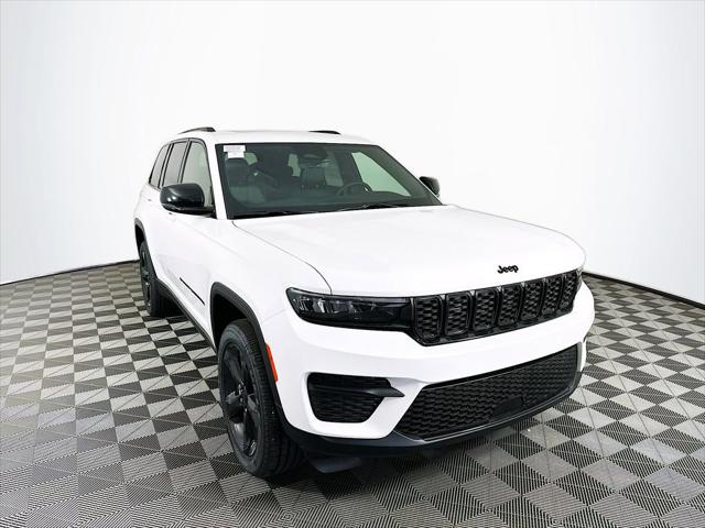 2025 Jeep Grand Cherokee GRAND CHEROKEE ALTITUDE X 4X4