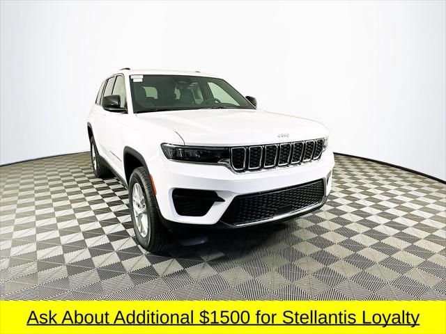 2025 Jeep Grand Cherokee GRAND CHEROKEE LAREDO X 4X4 2025 Jeep Grand Cherokee GRAND CHEROKEE LAREDO X 4X4