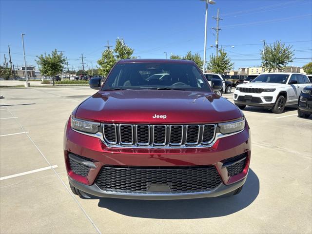 2025 Jeep Grand Cherokee GRAND CHEROKEE LAREDO 4X2 2025 Jeep Grand Cherokee GRAND CHEROKEE LAREDO 4X2