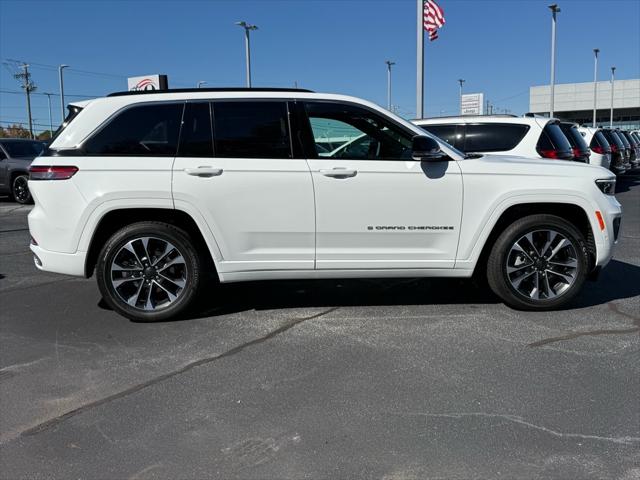 2025 Jeep Grand Cherokee GRAND CHEROKEE OVERLAND 4X4