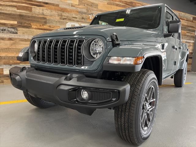 2026 Jeep Gladiator GLADIATOR SPORT S 4X4 2026 Jeep Gladiator GLADIATOR SPORT S 4X4