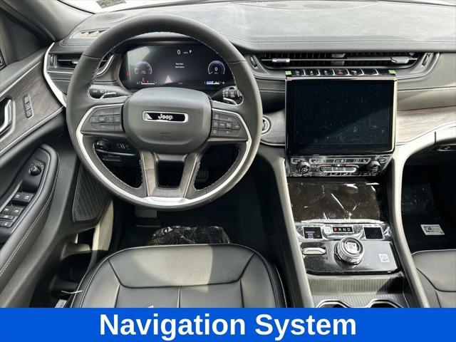 2025 Jeep Grand Cherokee GRAND CHEROKEE L LIMITED 4X4