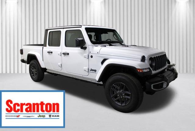 2026 Jeep Gladiator GLADIATOR SPORT S 4X4 2026 Jeep Gladiator GLADIATOR SPORT S 4X4