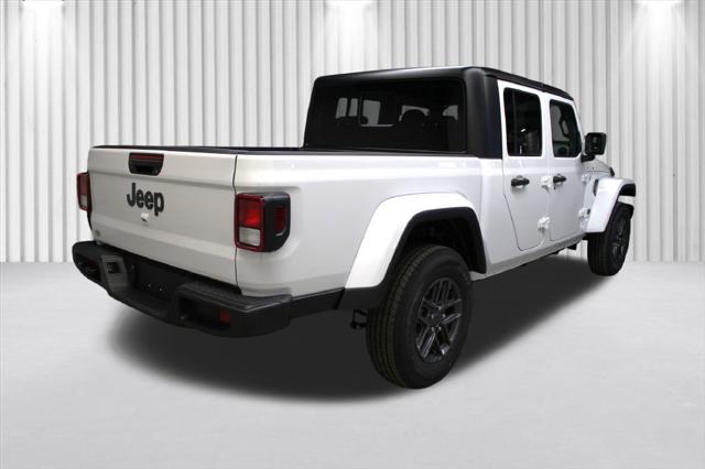 2026 Jeep Gladiator GLADIATOR SPORT S 4X4 2026 Jeep Gladiator GLADIATOR SPORT S 4X4