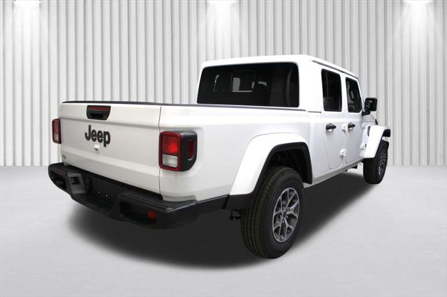 2026 Jeep Gladiator GLADIATOR SPORT S 4X4 2026 Jeep Gladiator GLADIATOR SPORT S 4X4