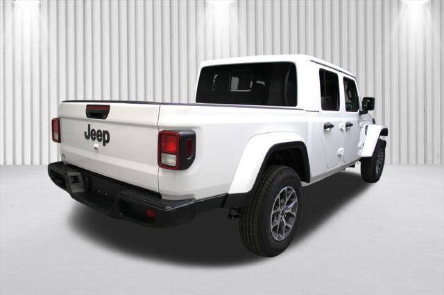 2026 Jeep Gladiator GLADIATOR SPORT S 4X4 2026 Jeep Gladiator GLADIATOR SPORT S 4X4