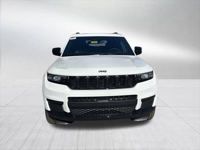 2025 Jeep Grand Cherokee GRAND CHEROKEE L ALTITUDE X 4X2