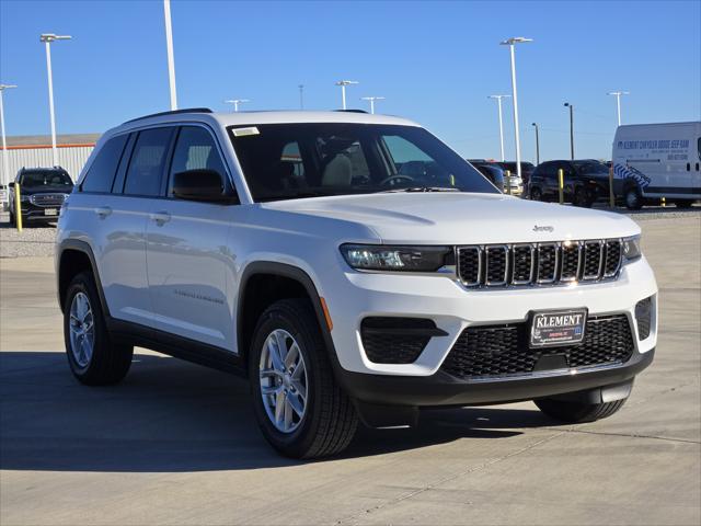 2025 Jeep Grand Cherokee GRAND CHEROKEE LAREDO X 4X4