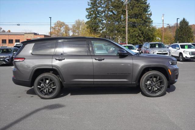 2025 Jeep Grand Cherokee GRAND CHEROKEE L LIMITED 4X4 2025 Jeep Grand Cherokee GRAND CHEROKEE L LIMITED 4X4